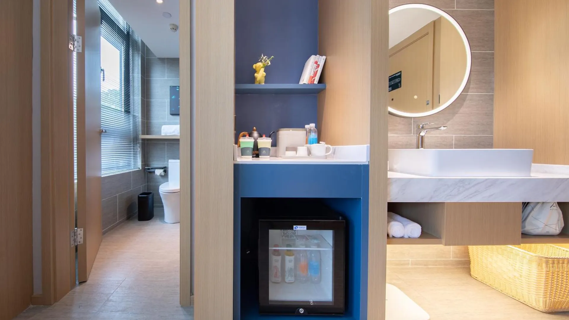 Atour Hotel Suzhou Guanqian Street Leqiao Station