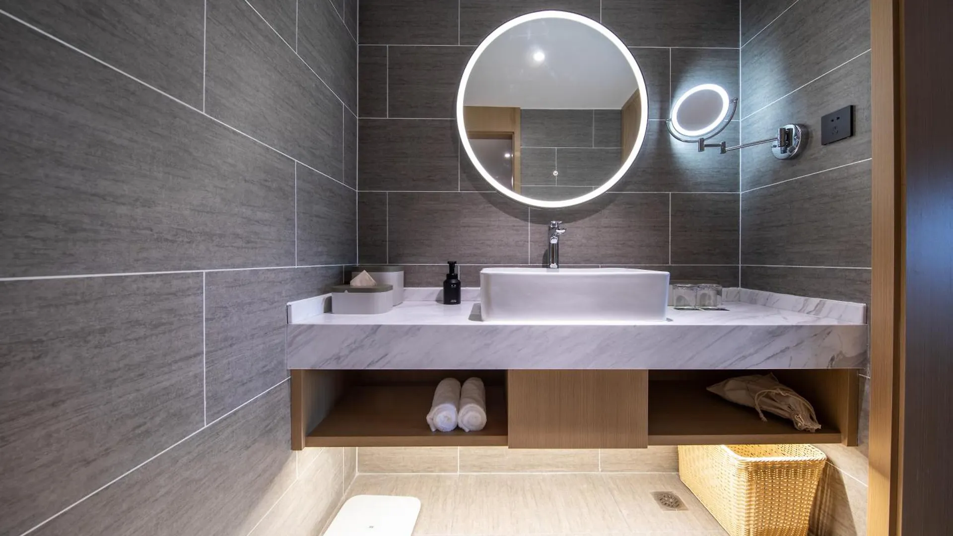 Atour Hotel Suzhou Guanqian Street Leqiao Station 4*, Szucsou Kína